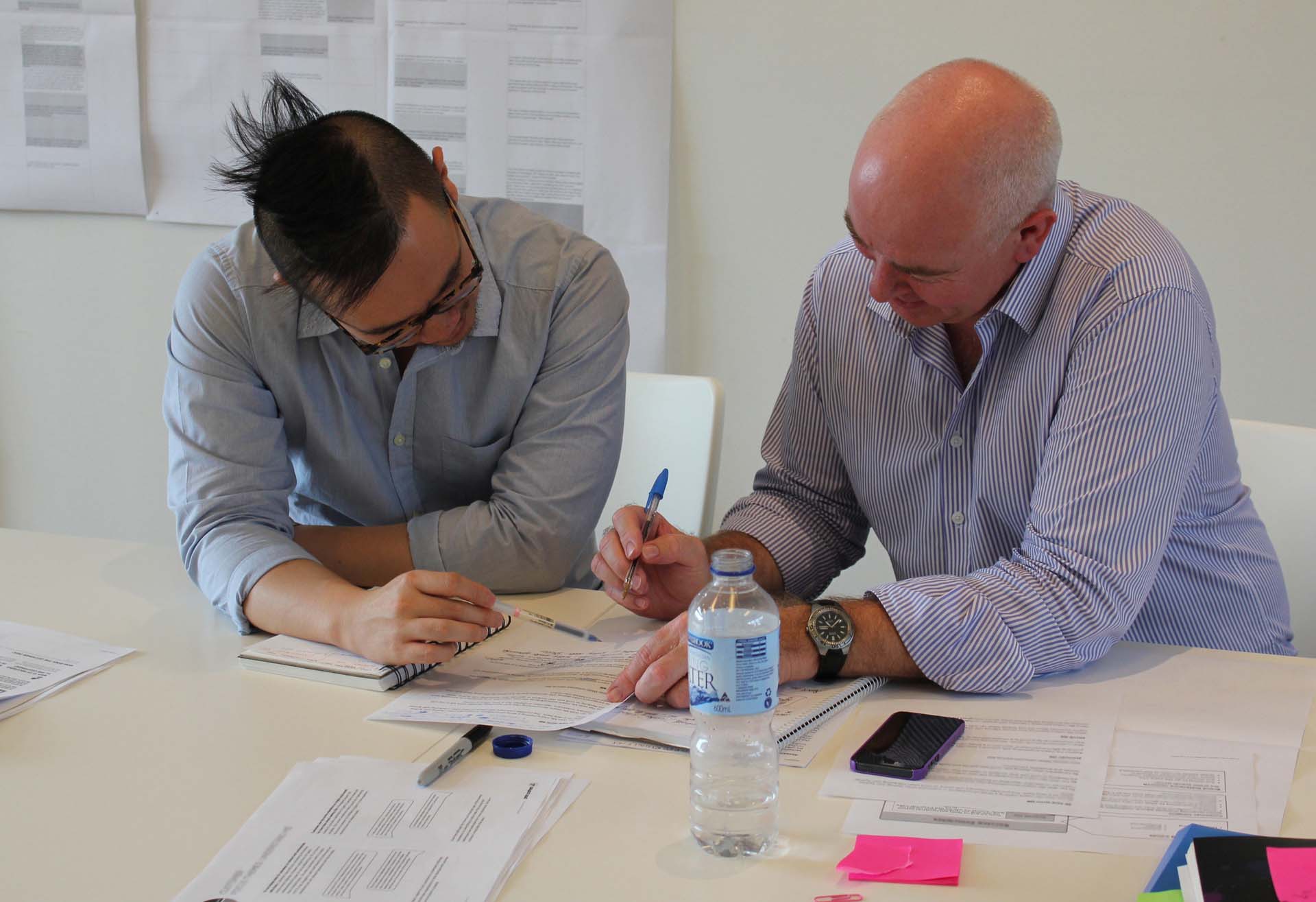 Two Proto employees having a Service Design meeting