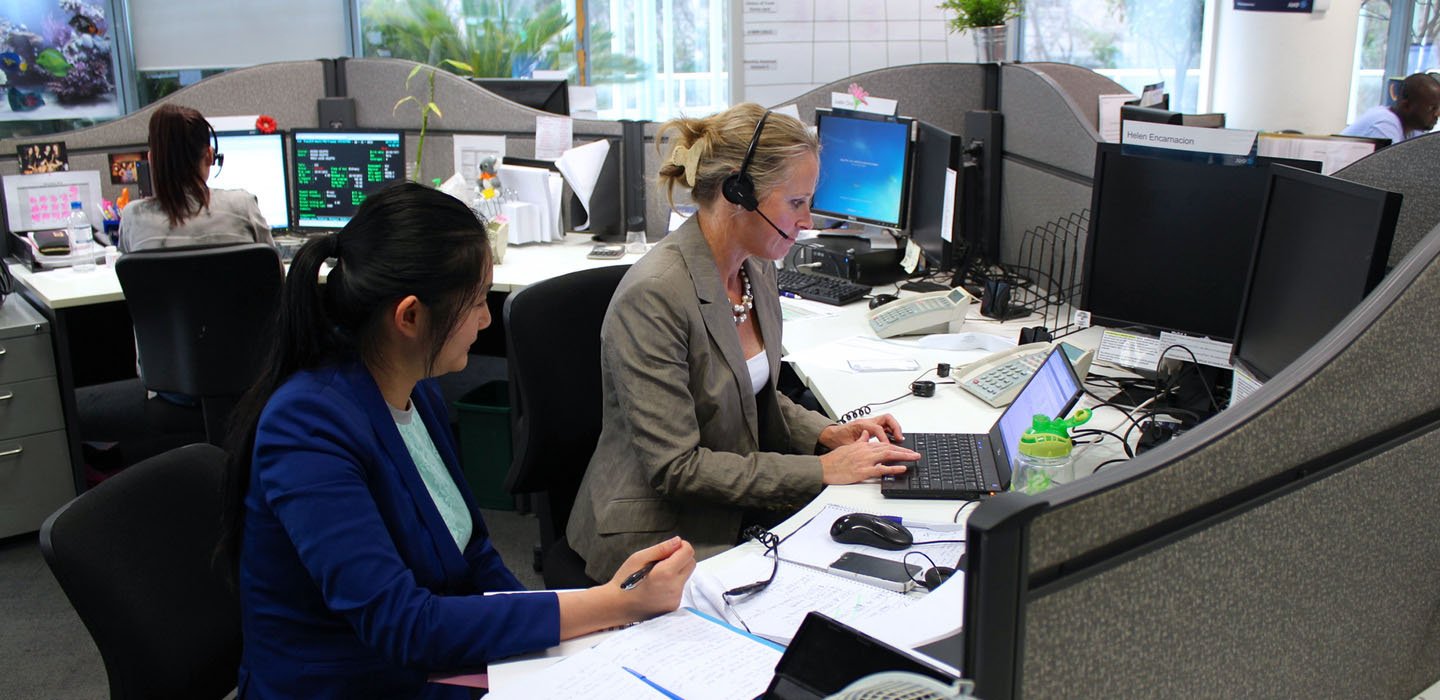 Proto researcher shadowing call-centre representative to improve customer service experience